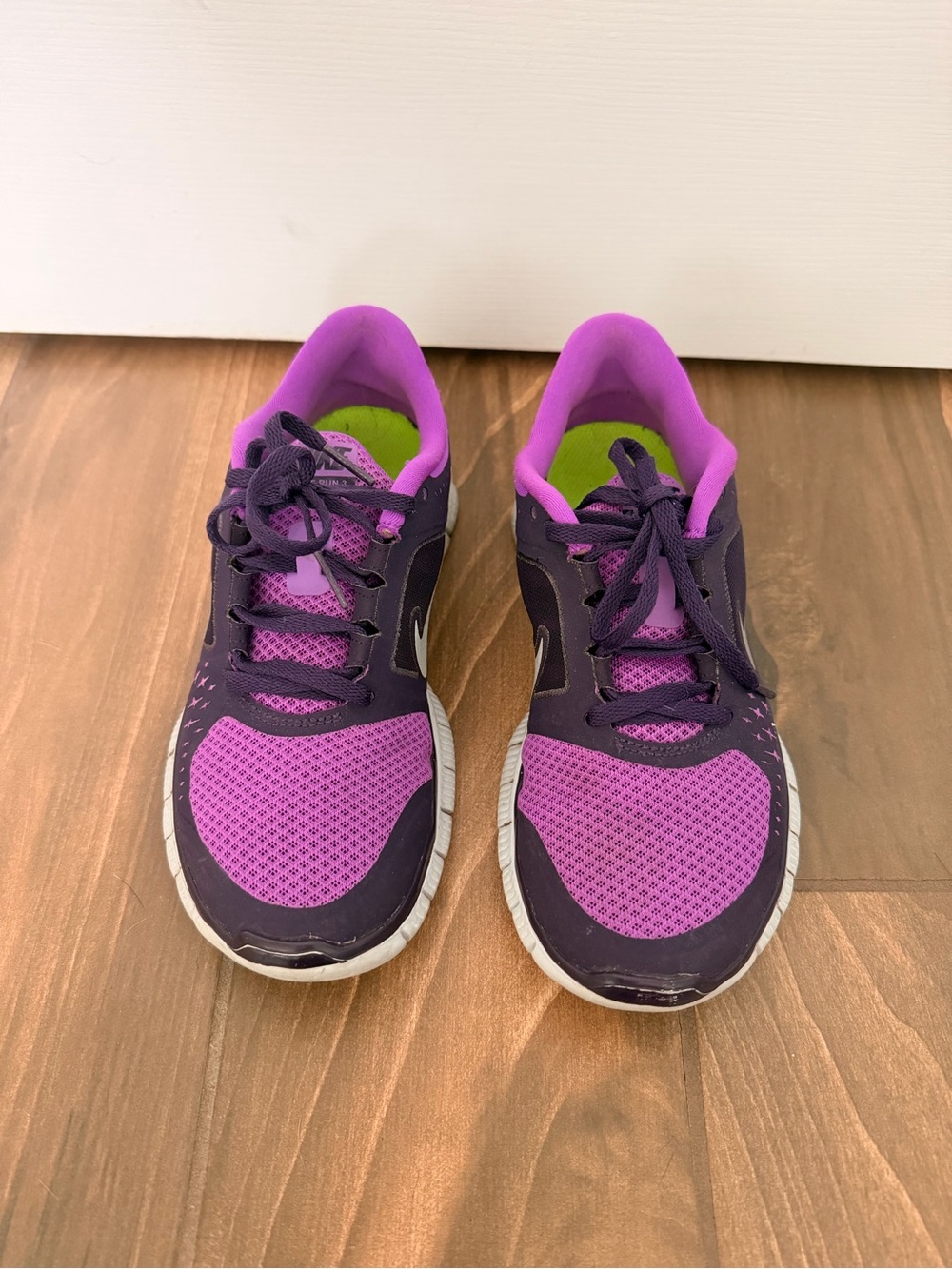Nike Women’s Purple  Athletic Sneakers